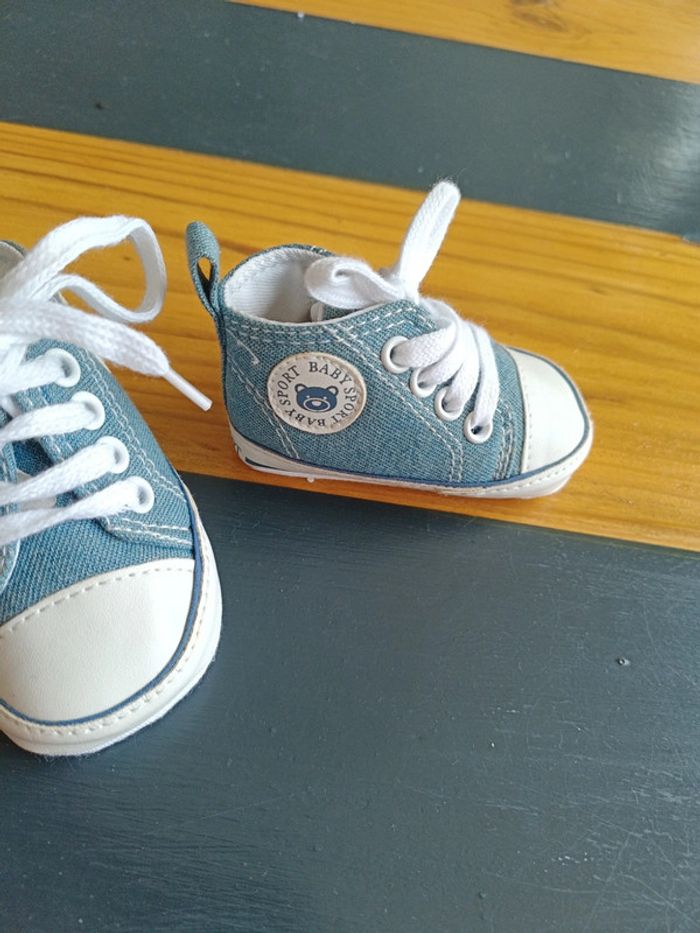 Chaussures bébé - photo numéro 2