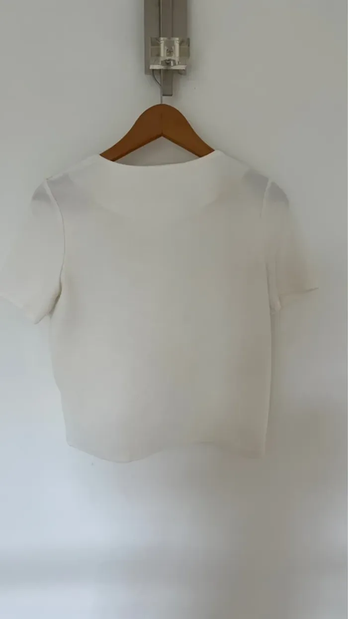 Top crème Avec bijoux amovible forme tee shirt - photo numéro 4