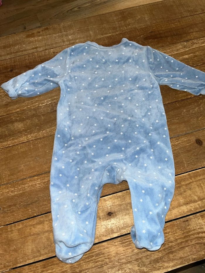 Lot de pyjamas - photo numéro 17