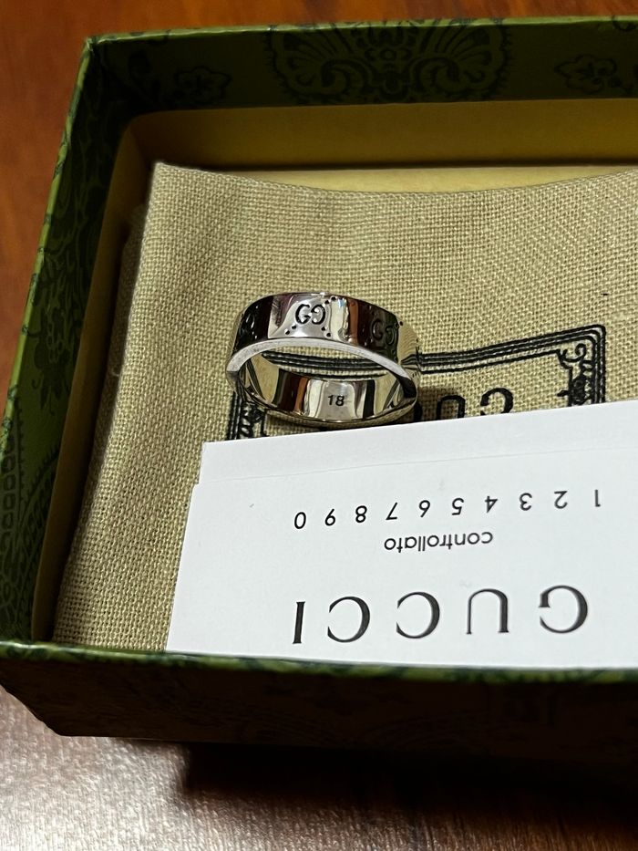 Bague Gucci en argent sterling 💍 Taille 7