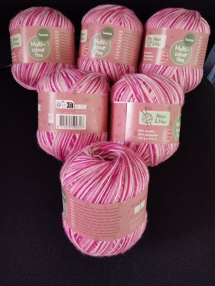 * 6 pelotes blanc et rose Multicolour fine par Alison & Mae - photo numéro 1