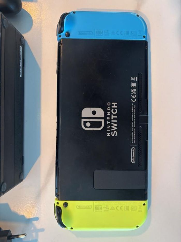 Nintendo Switch - photo numéro 4