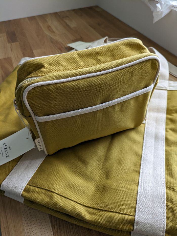 Ensemble sac week-end + trousse Sezane vert olive Neuf - photo numéro 7