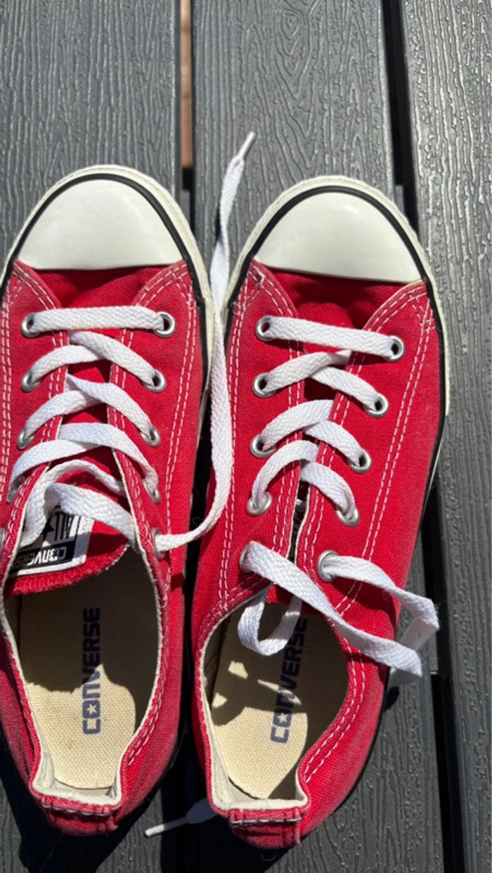 Baskets basses Converse rouge taille 34 - photo numéro 5