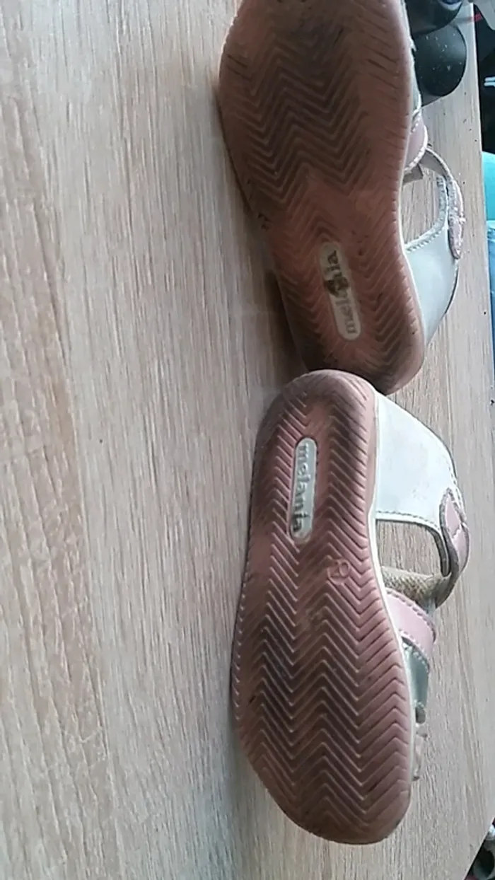 Sandales orteils nus taille 20 - photo numéro 4