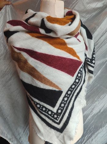 Grande écharpe carré