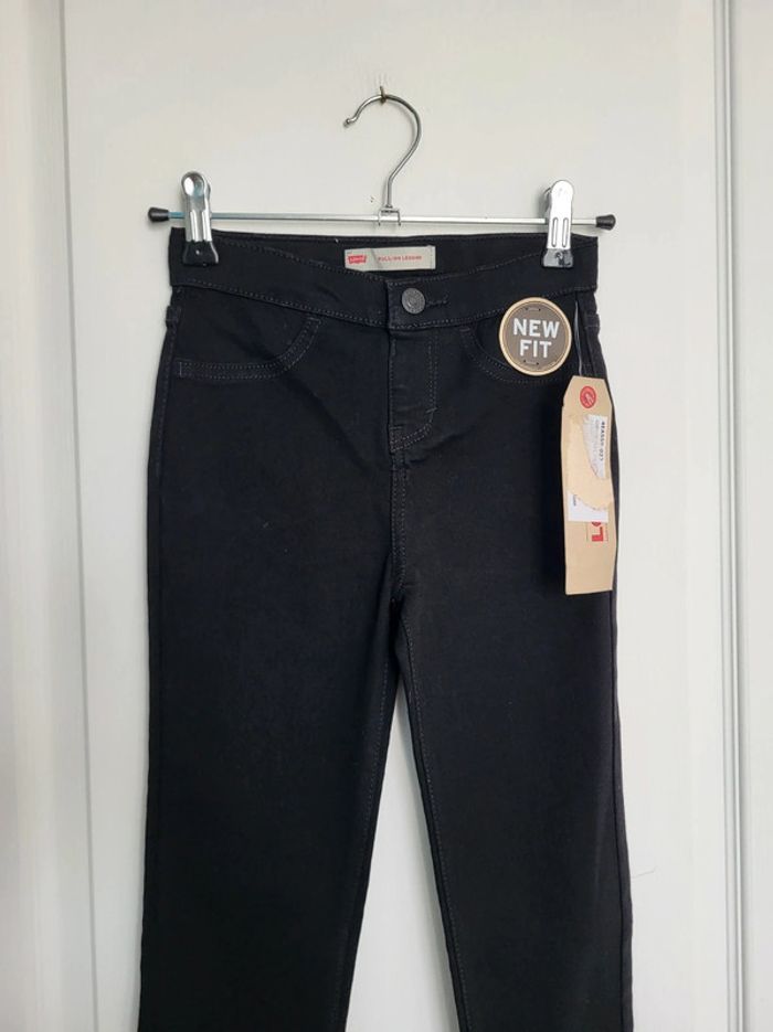 Pull on legging ou jean léger levi's neuf 8 ans - photo numéro 5