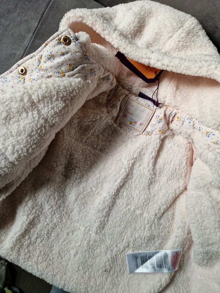 Magnifique doudoune chaude neuve avec étiquette 24 mois - photo numéro 4