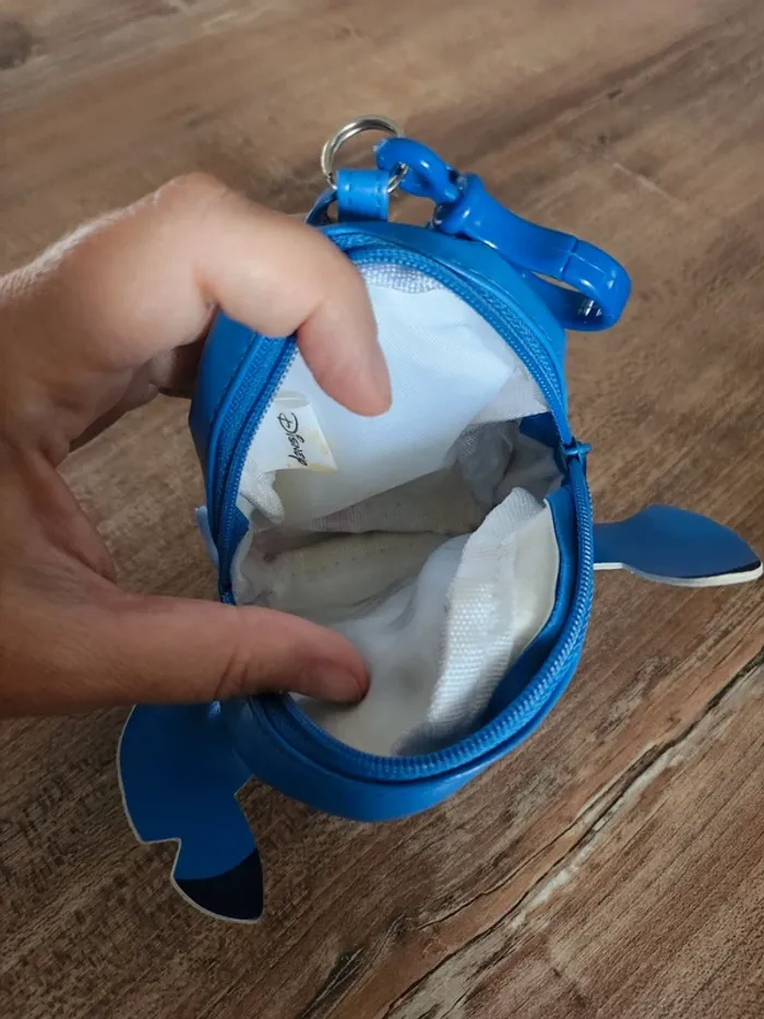 Porte monnaies porte clé Stitch disney en très bon état - photo numéro 3