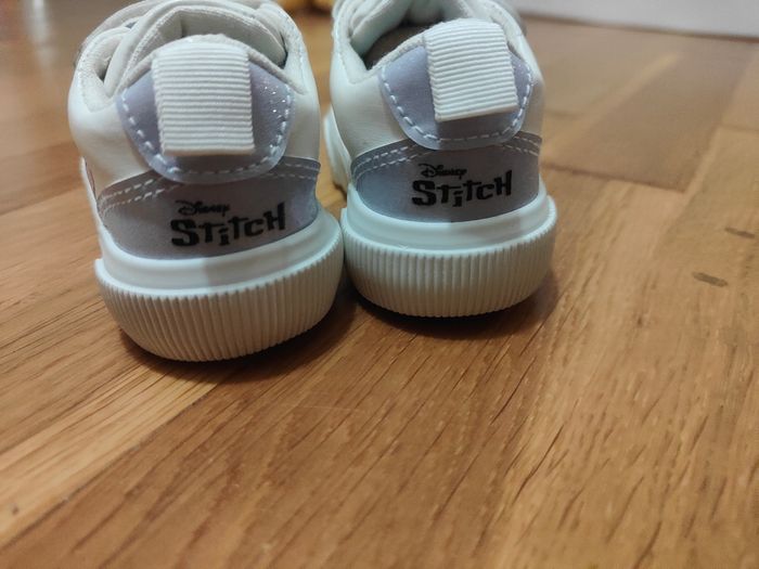 Chaussure stitch taille 19 - photo numéro 2