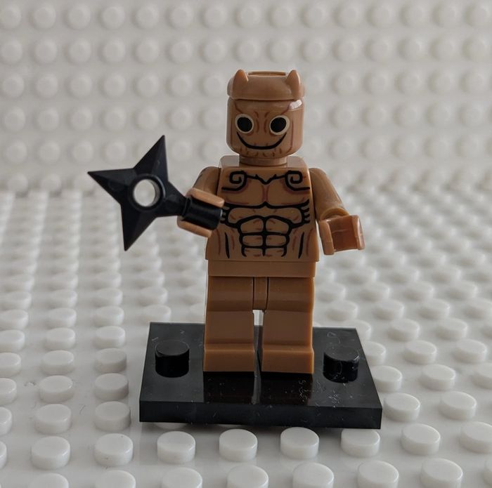 Figurine Naruto : Jirōbō dans sa forme Sceau Maudit de niveau 2, Style lego