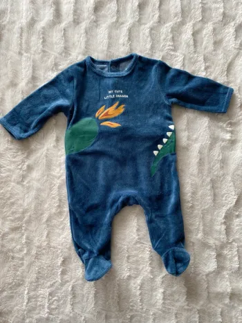 Pyjama velour dragon kiabi