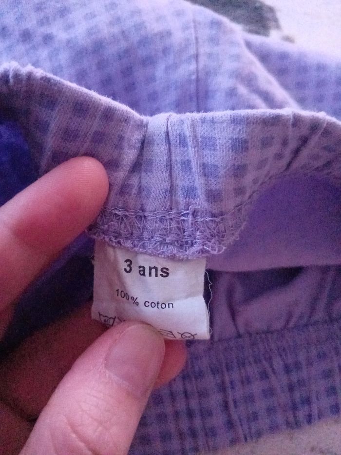 Short violet en 3 ans - photo numéro 3