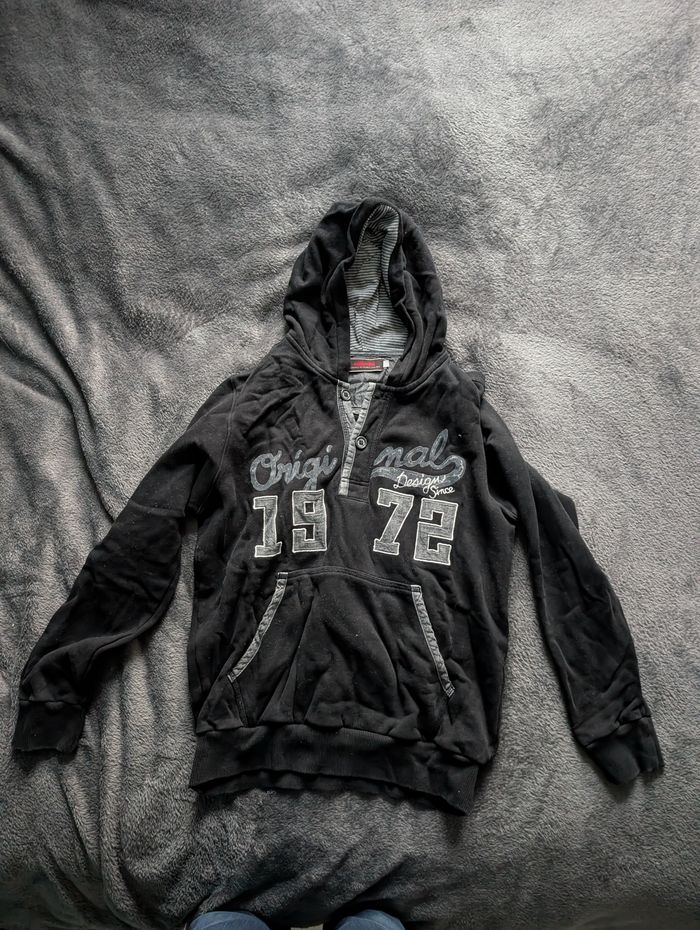 Pull catimini noir taille 14 ans