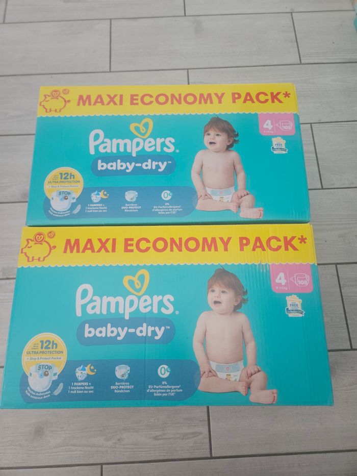 Pampers baby dry taille 4
