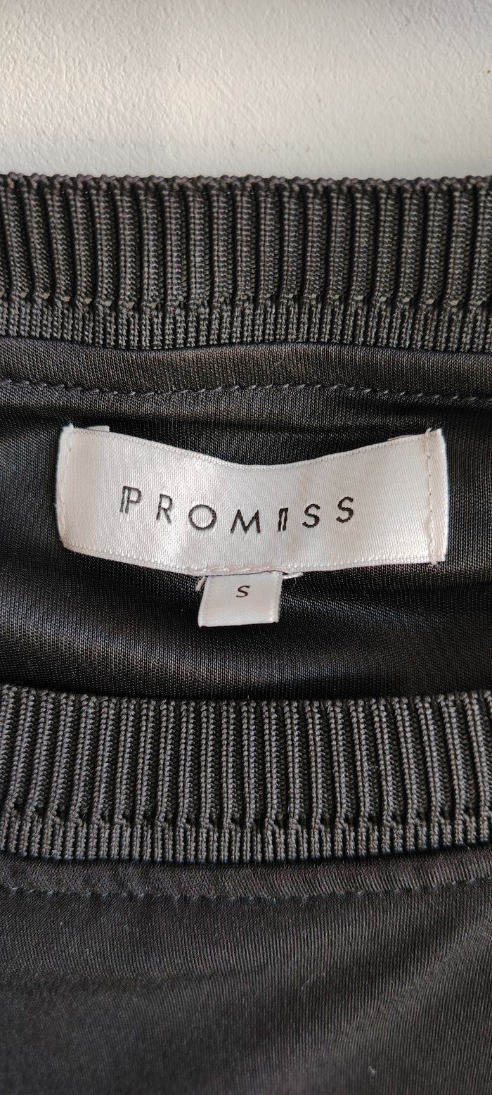 Robe noire drapée PROMISS – Taille S - photo numéro 2