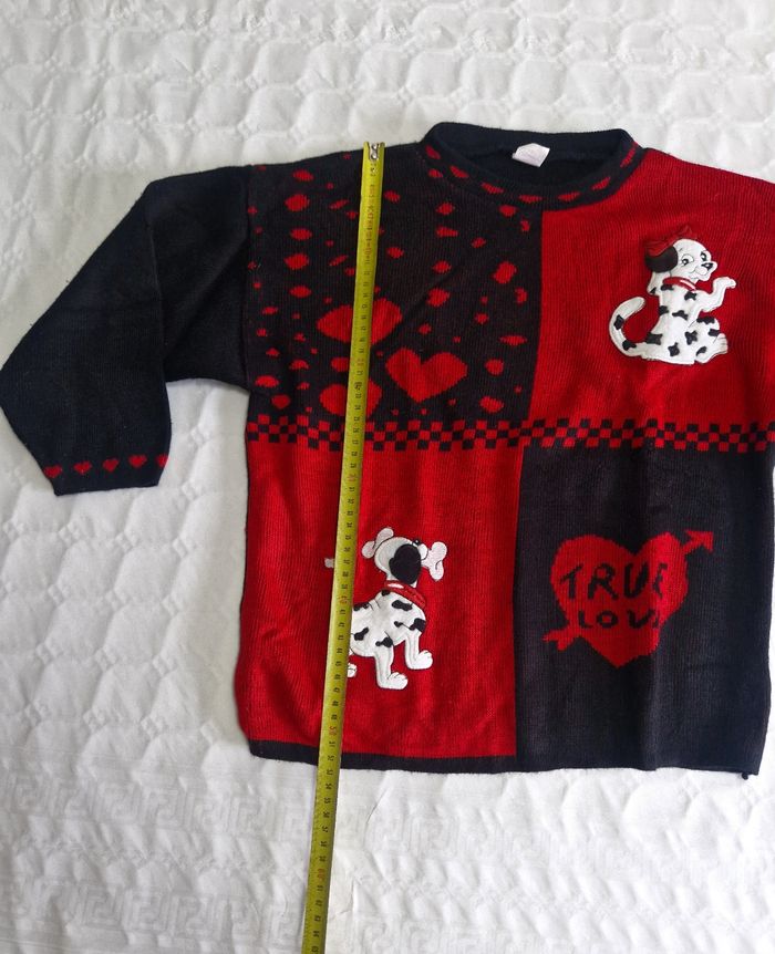 Pull vintage  , fille  ,  les 101 dalmatiens  , 10 ans - photo numéro 4