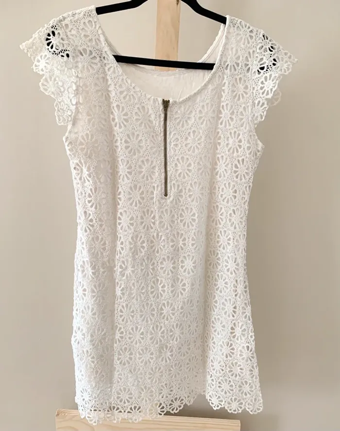 🌸 Robe dentelle blanche 44/46 - photo numéro 2