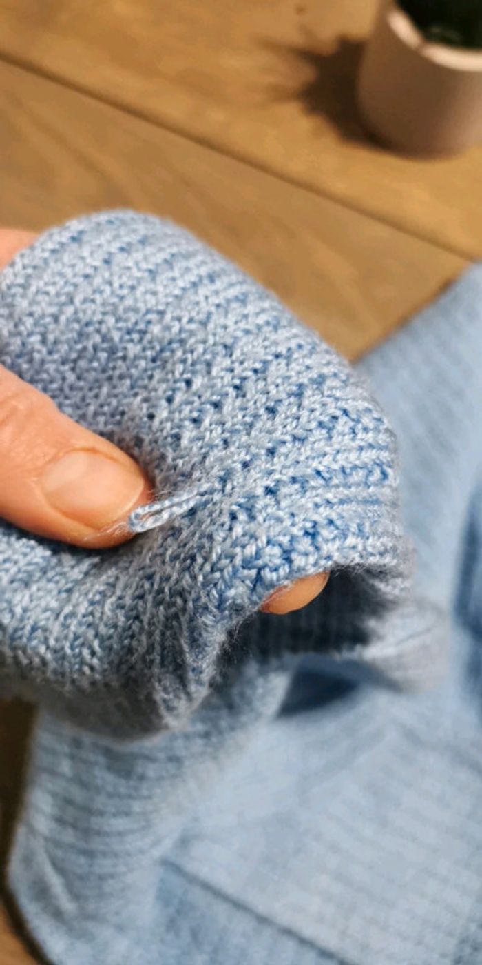 Pull fait main bleu 3 ans - photo numéro 5