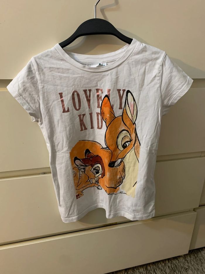 Très beau tee-shirts fille (taille 8 ans) - photo numéro 2