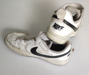 Basket a lacets et scratch pointure 35 enfant