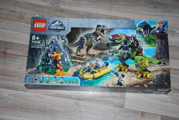 lego jurassic world 75938 La bataille du T. rex contre le Dino-Mech