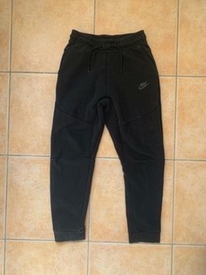 Jogging Nike tech noir - photo numéro 1
