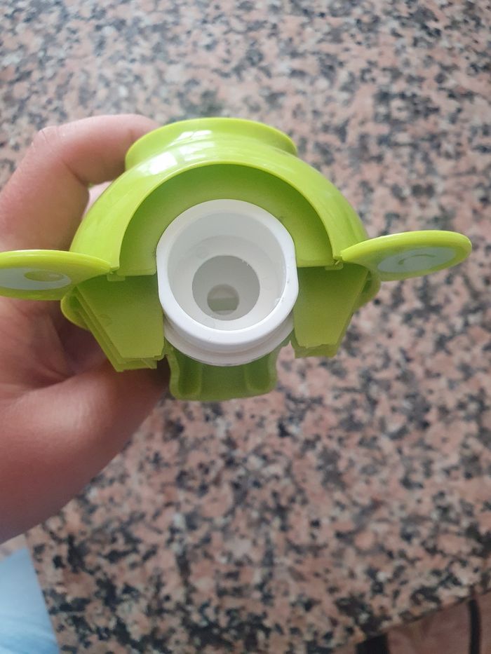 Distributeur de dentifrice pour enfant - photo numéro 8