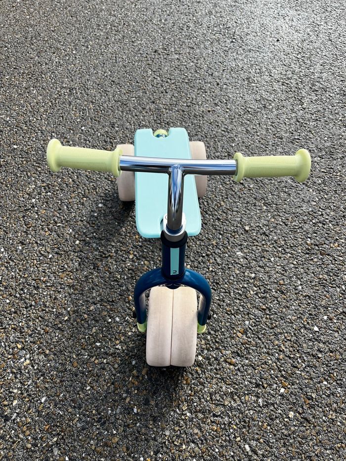 Porteur évolutif draisienne vélo 2en1 Decathlon Btwin bleu crème - photo numéro 2