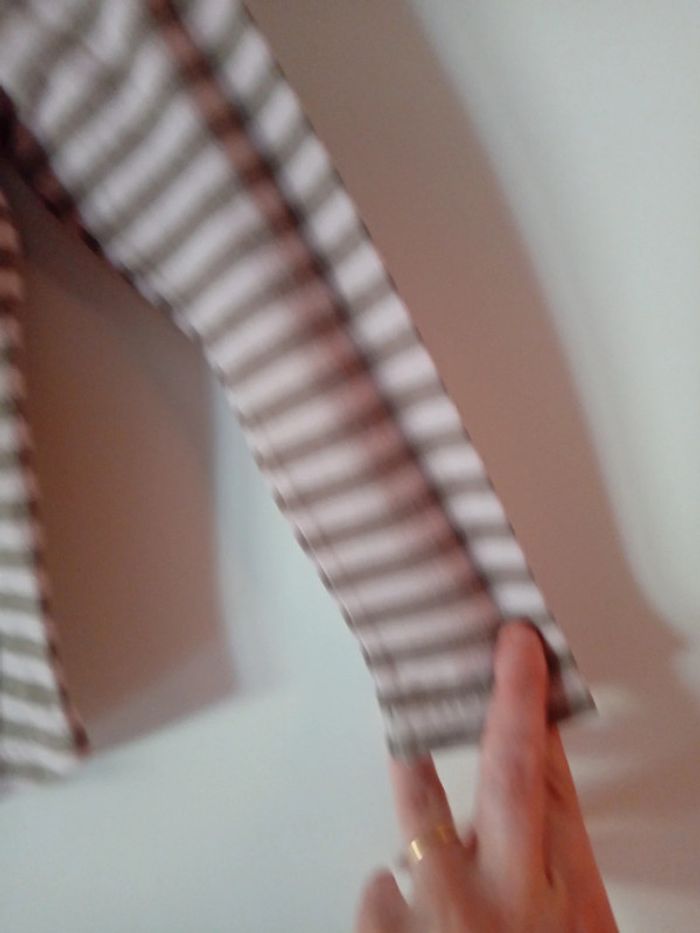 Joli sous pull rayé 4 ans - photo numéro 14