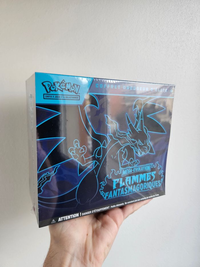 ETB Pokemon ME02 Méga Évolution Flammes Fantasmagoriques - Mega Dracaufeu | Coffret Dresseur d'Elite - photo numéro 2