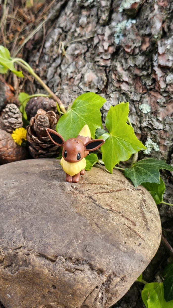 Super figurine Pokemon Nintendo Évoli