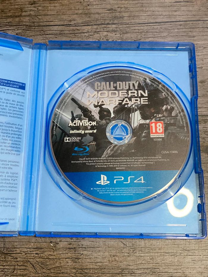 Call of Duty Modern Warfare PS4 Complet Sony - photo numéro 2