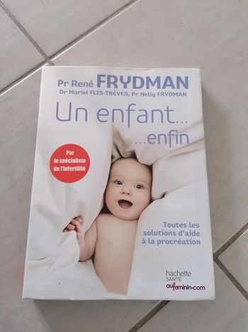 Livre un enfant enfin jamais utilisé