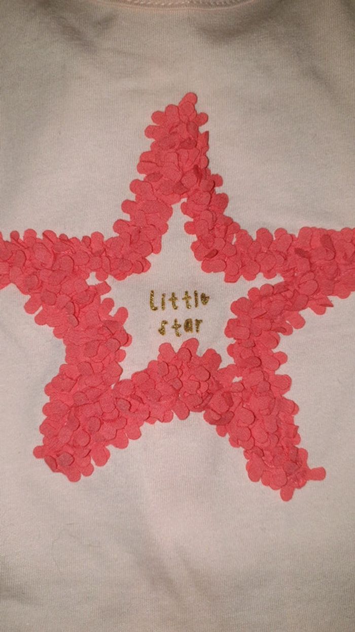 T-shirt manches courtes, neuf, 6 mois. - photo numéro 2