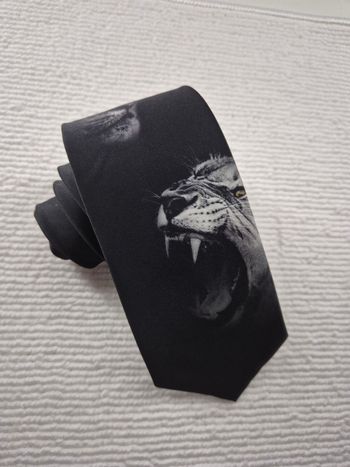 Cravate tigre blanc