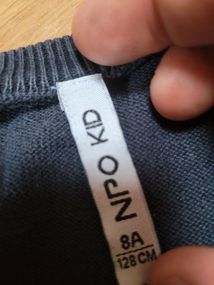 Pull garçon 👦 8A - photo numéro 2