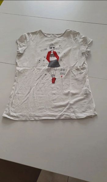T shirt neuf en 12ans