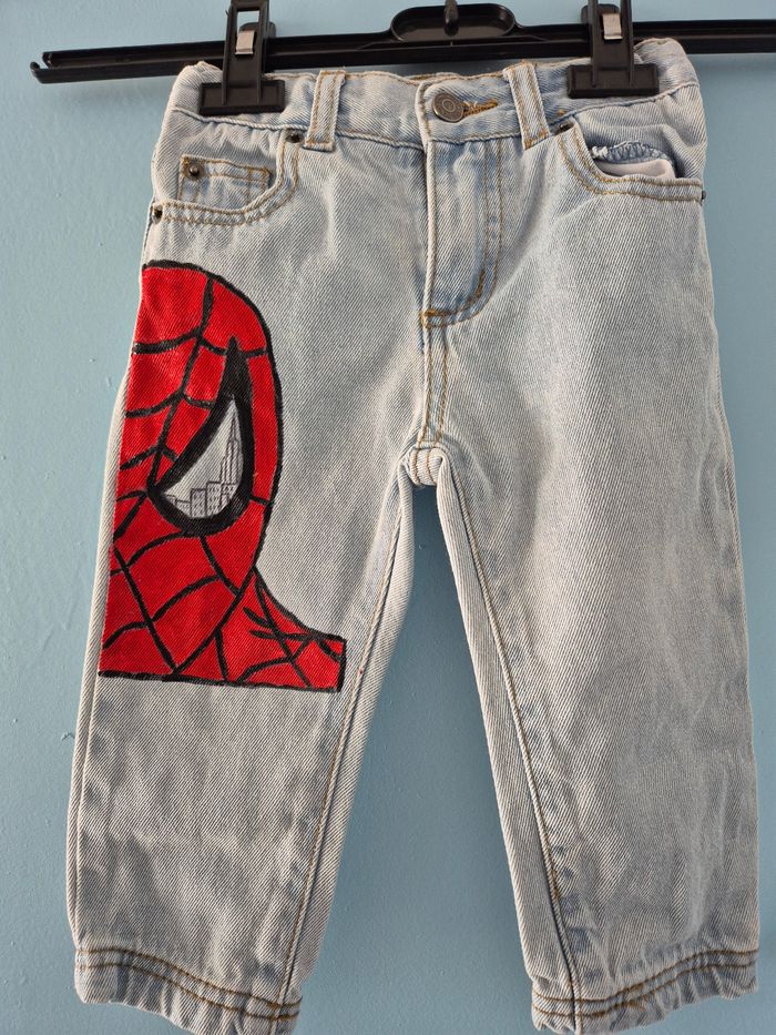 Jean 12-18mois dessins spider man
