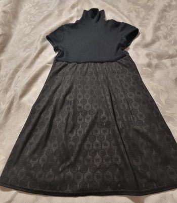 Robe pull à col roulé noire. TU.
