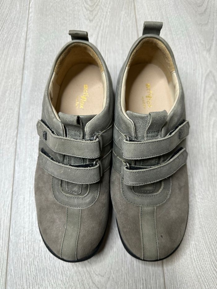 chaussures a scratch Actiflex confort ++ 38/ (taille 5) daim gris taupe