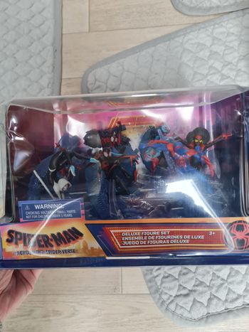 Figurine spiderman disney
