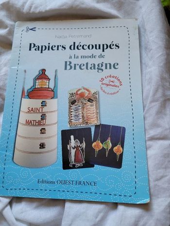 Papiers découpés à la mode de Breragne