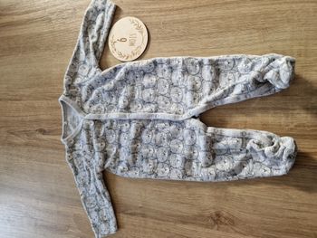 Pyjama / Dors-bien TQF 6 mois en coton/velours à motif all-over Têtes d'Ours