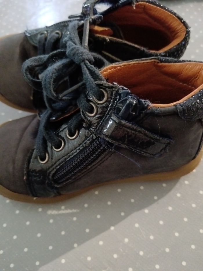 Bottines bébé taille 21 - photo numéro 2