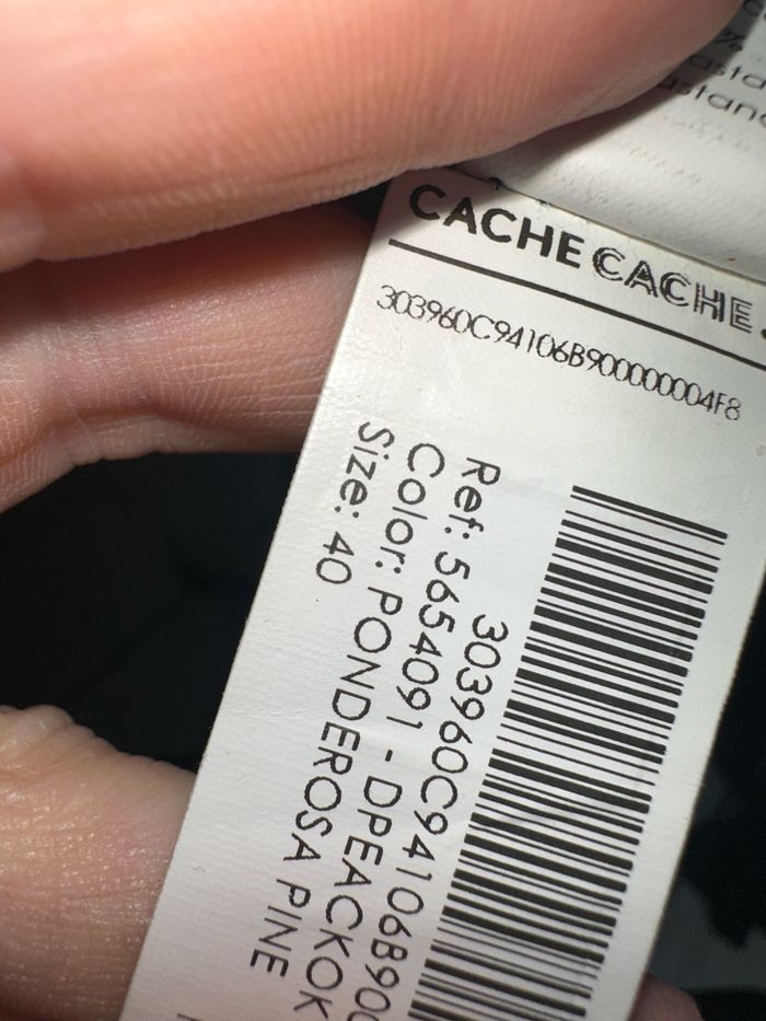 Haut fluide vert et dentelle noire taille 40 - photo numéro 4