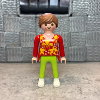 Personnage figurine femme playmobil