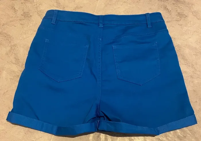 Short - photo numéro 2
