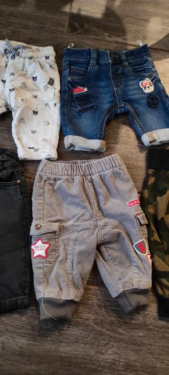 Lot pantalons garçon 3 mois - photo numéro 3