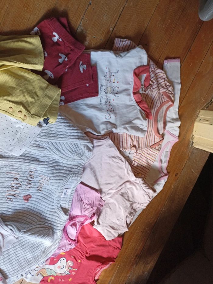 Gros lot de vêtements - photo numéro 4